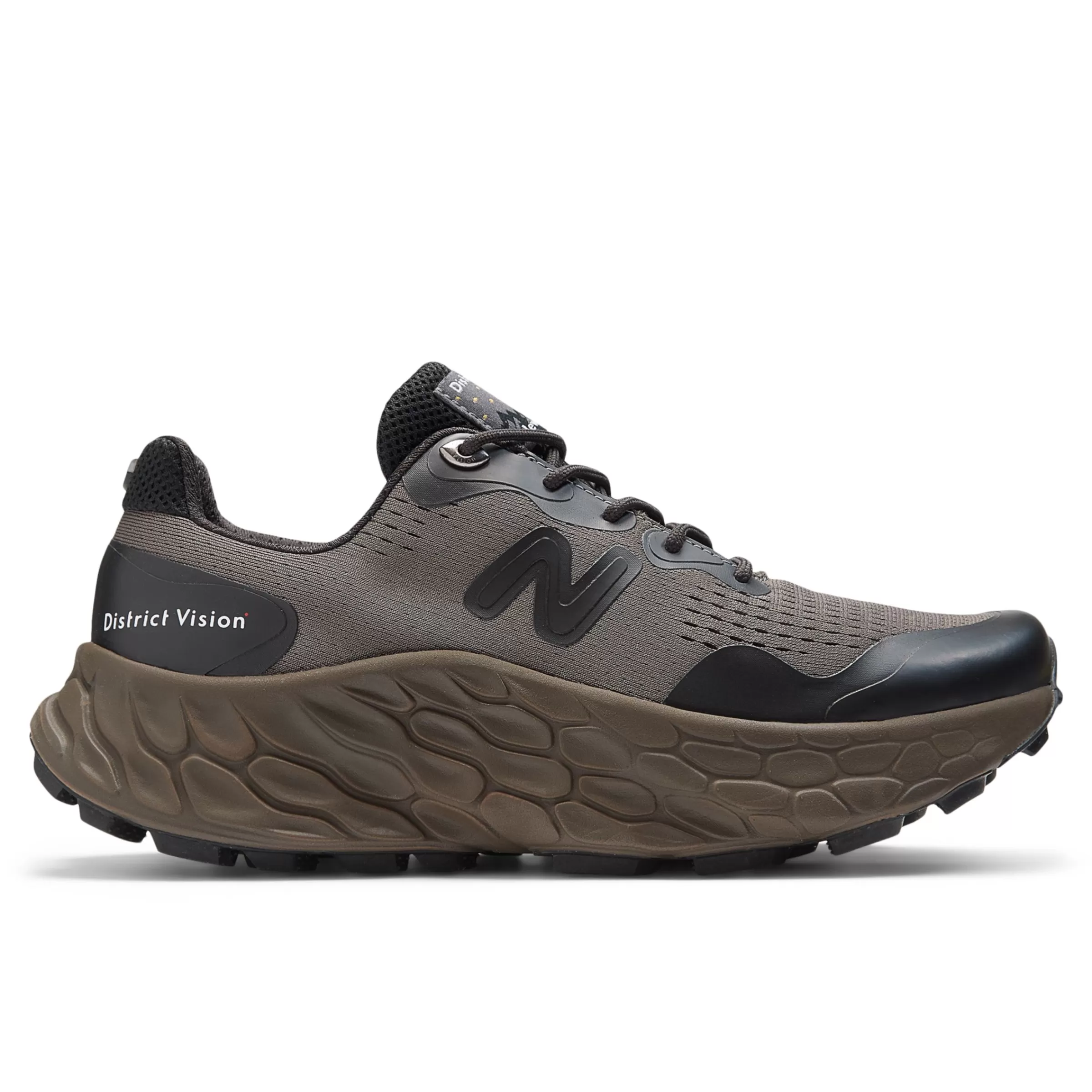 MEN New Balance Running | UnisexDistrict Vision x Fresh Foam More Trail