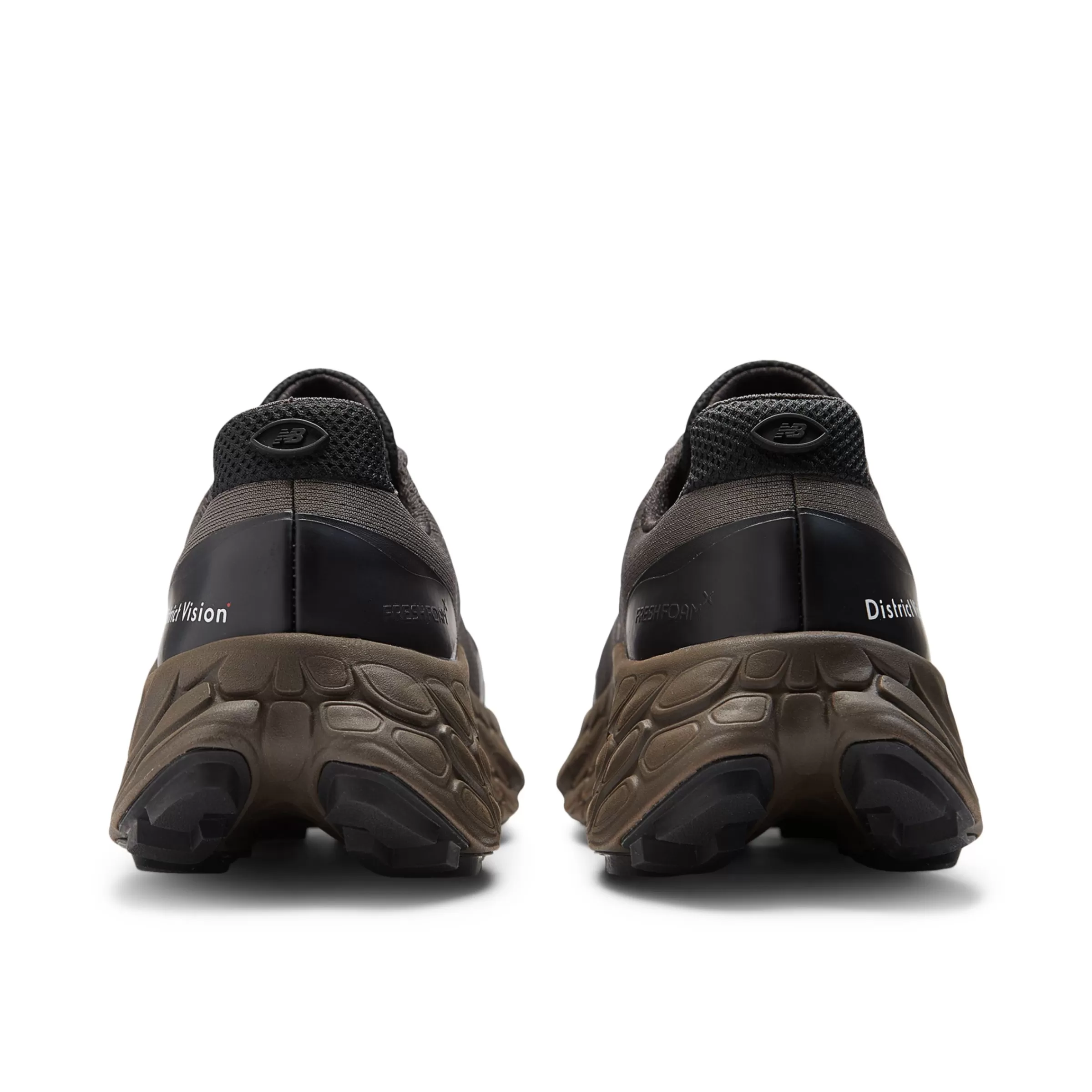 MEN New Balance Running | UnisexDistrict Vision x Fresh Foam More Trail