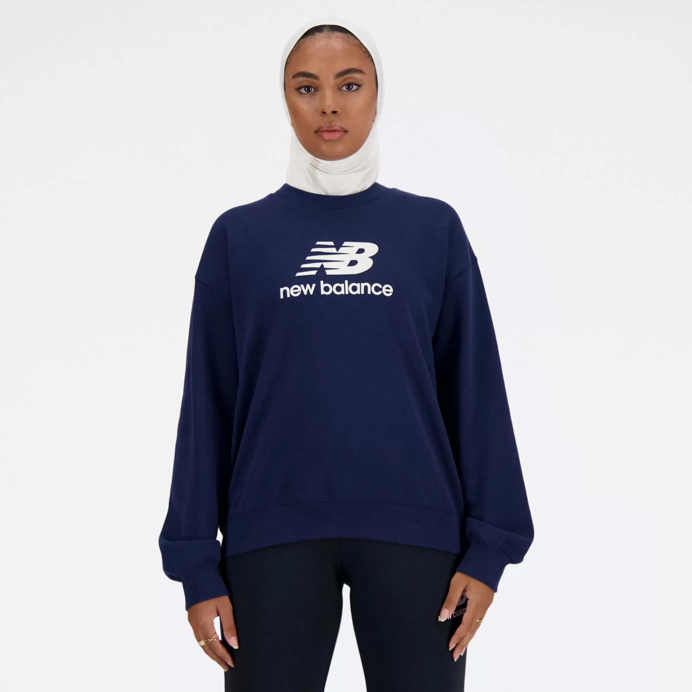 WOMEN New Balance Clothing | Women'sSport Essentials French Terry Logo Crew